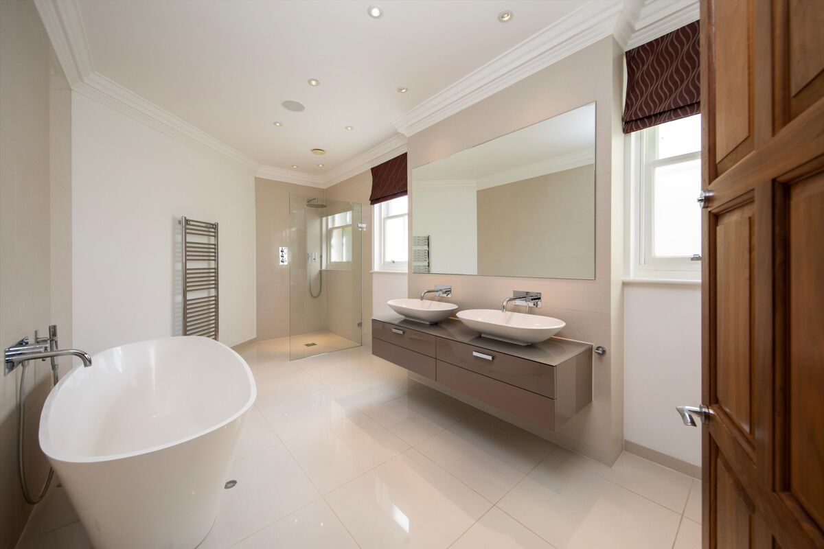 house for sale in New Road, Esher, Surrey, KT10 ESH050126 Knight Frank