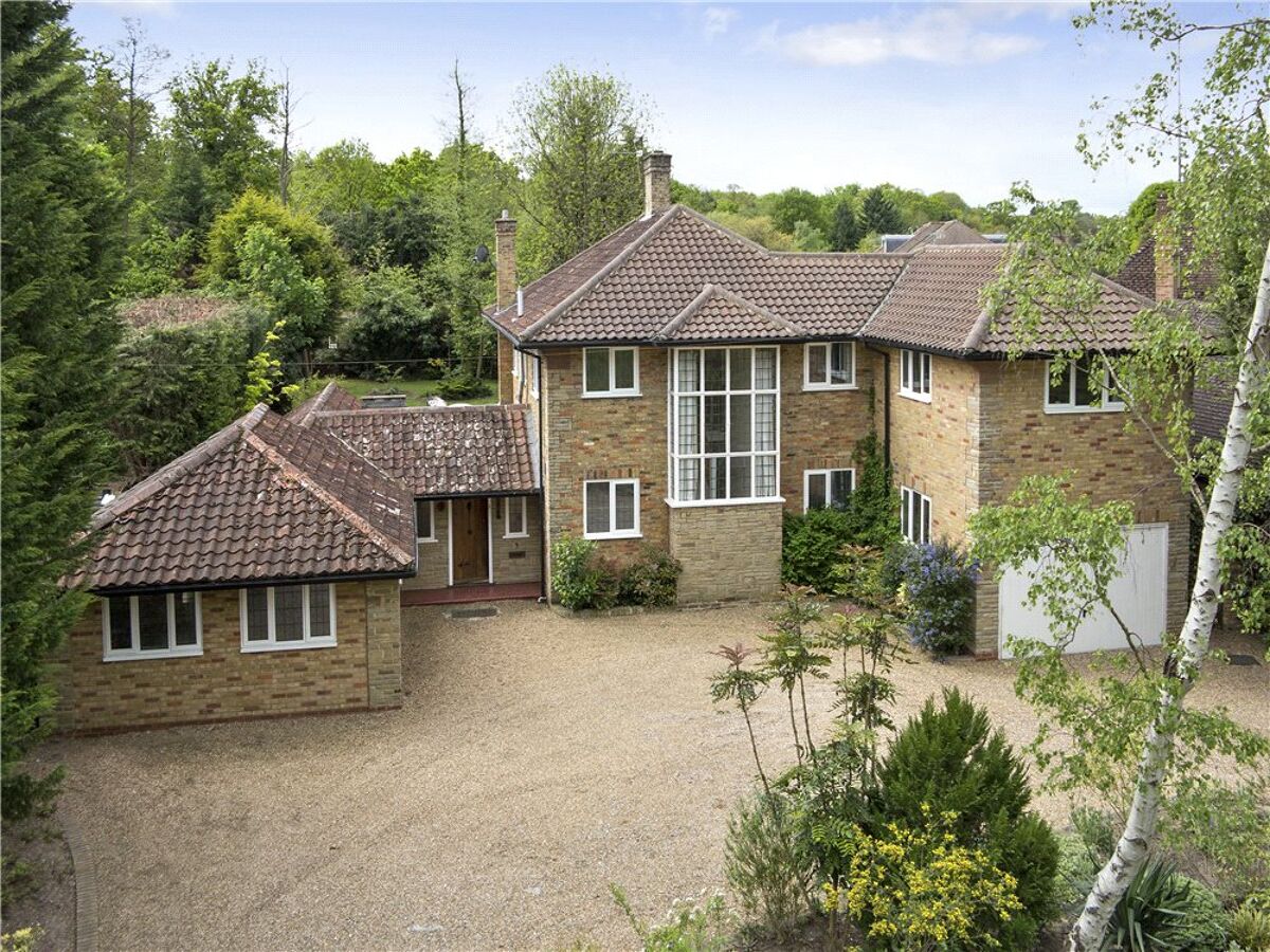 house for sale in Meadway, Esher, Surrey, KT10 ESH080046 Knight Frank