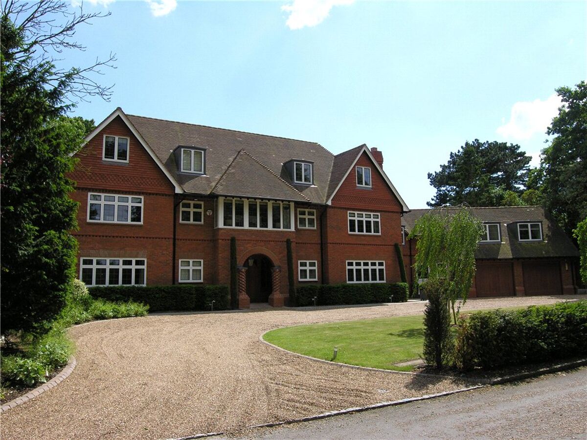 house for sale in Claremont Park Road, Esher, Surrey, KT10 ESH130007 Knight Frank