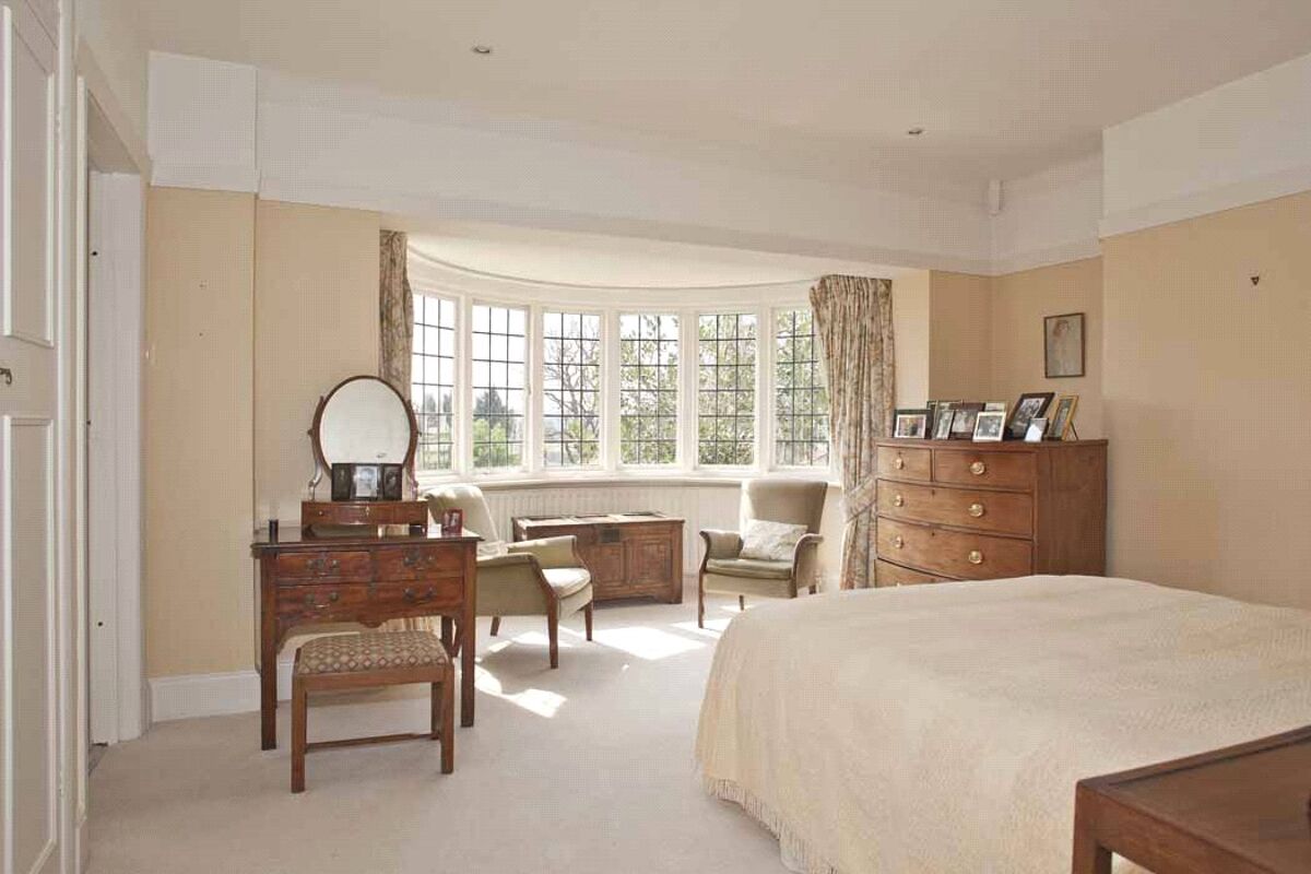 house for sale in Beaconsfield Road, Claygate, Esher, Surrey, KT10