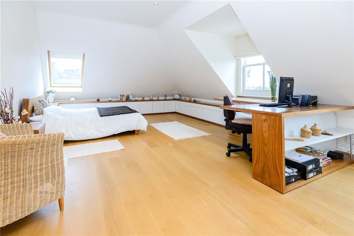 house for sale in Sandown Road, Esher, Surrey, KT10 ESH130112