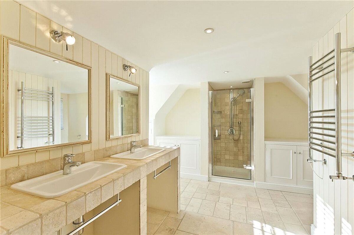 house for sale in Clare Hill, Esher, Surrey, KT10 ESH130158 Knight