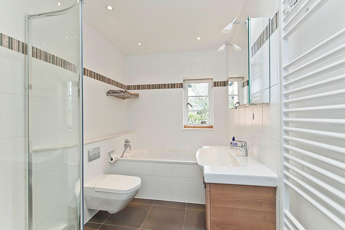 house for sale in Clare Hill, Esher, Surrey, KT10 ESH150027 Knight