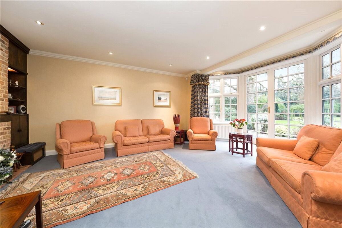 house for sale in Sandown Avenue, Esher, Surrey, KT10 ESH150072