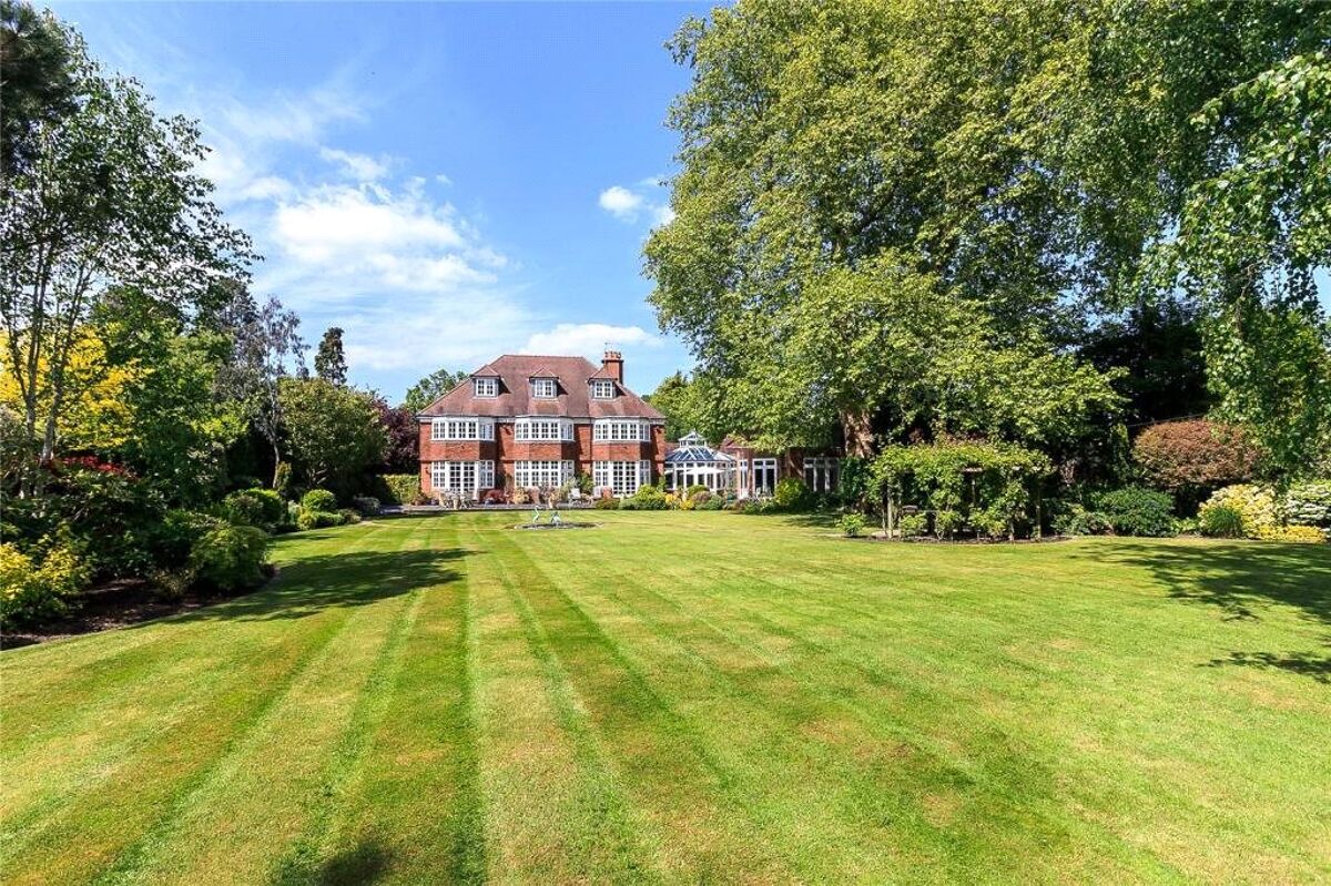 house for sale in Sandown Avenue, Esher, Surrey, KT10 ESH150072