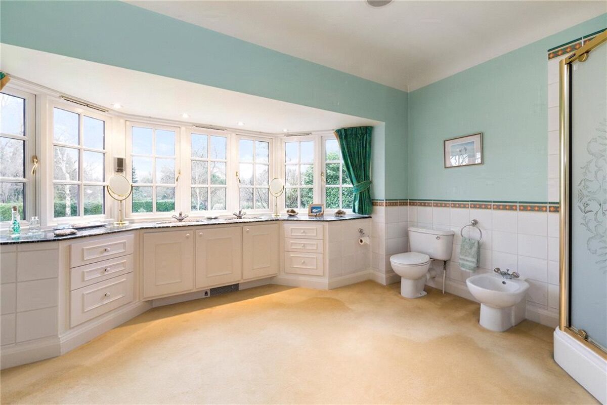 house for sale in Sandown Avenue, Esher, Surrey, KT10 ESH150072