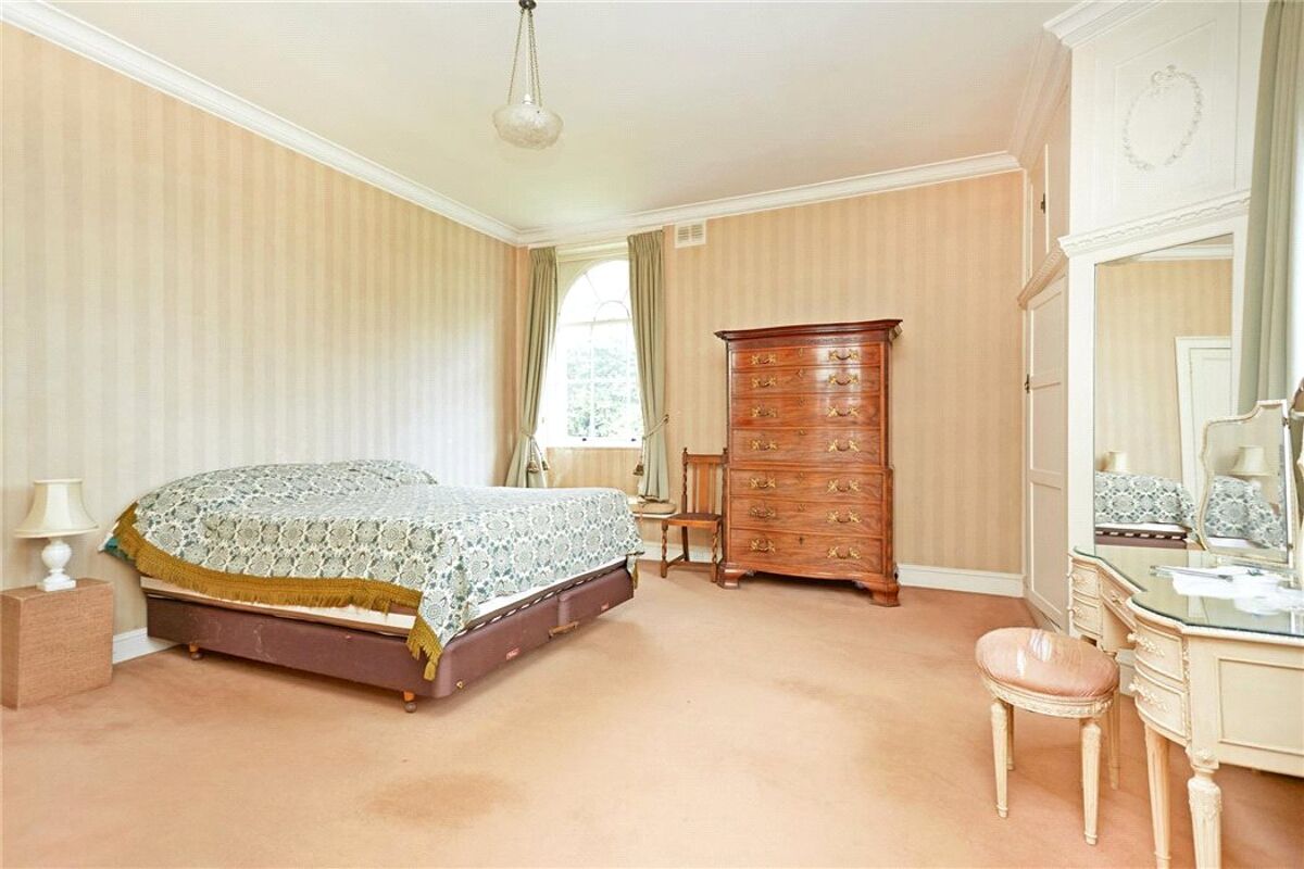 house for sale in Avenue, Surbiton, KT6 ESH150239 Knight Frank