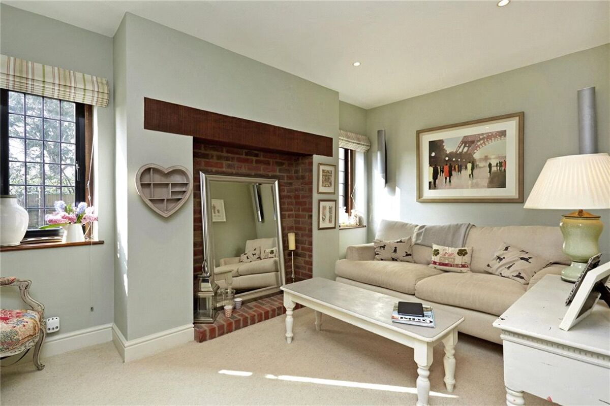 house for sale in Clive Road, Esher, Surrey, KT10 ESH160053 Knight