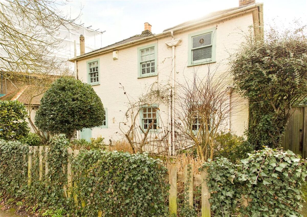 house for sale in Ashley Road, Thames Ditton, Surrey, KT7 ESH160145