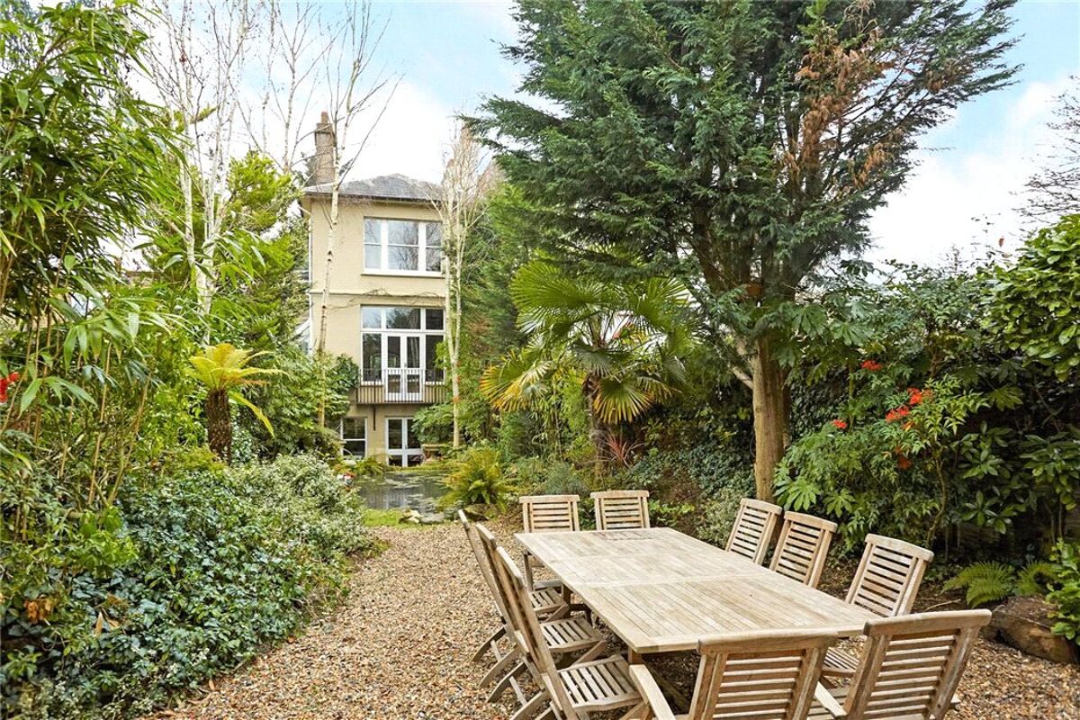 house for sale in Palace Road, East Molesey, Surrey, KT8 ESH160160