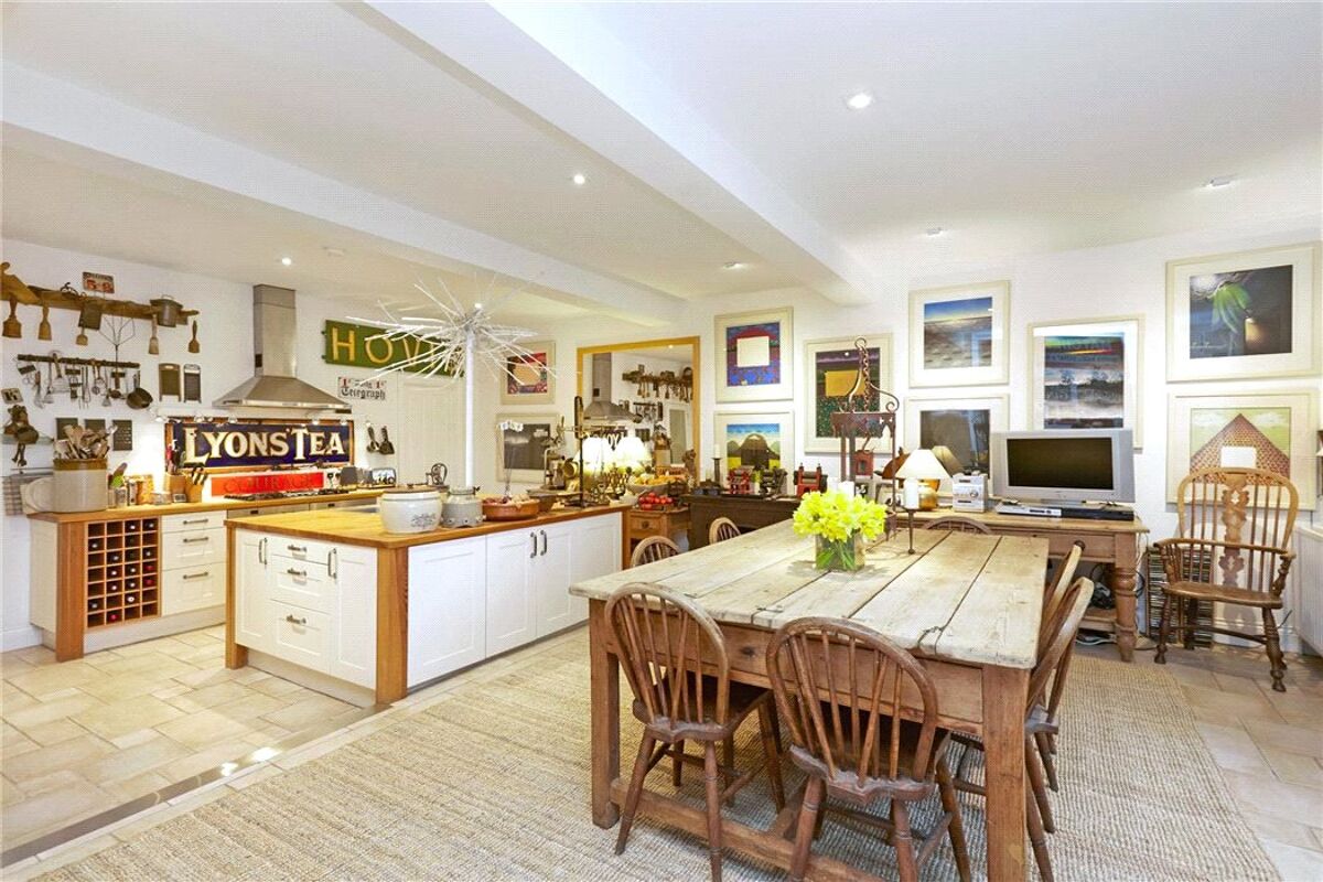 house for sale in Palace Road, East Molesey, Surrey, KT8 ESH160160