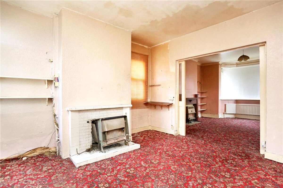 house for sale in Wolsey Road, Esher, Surrey, KT10 ESH160242 Knight