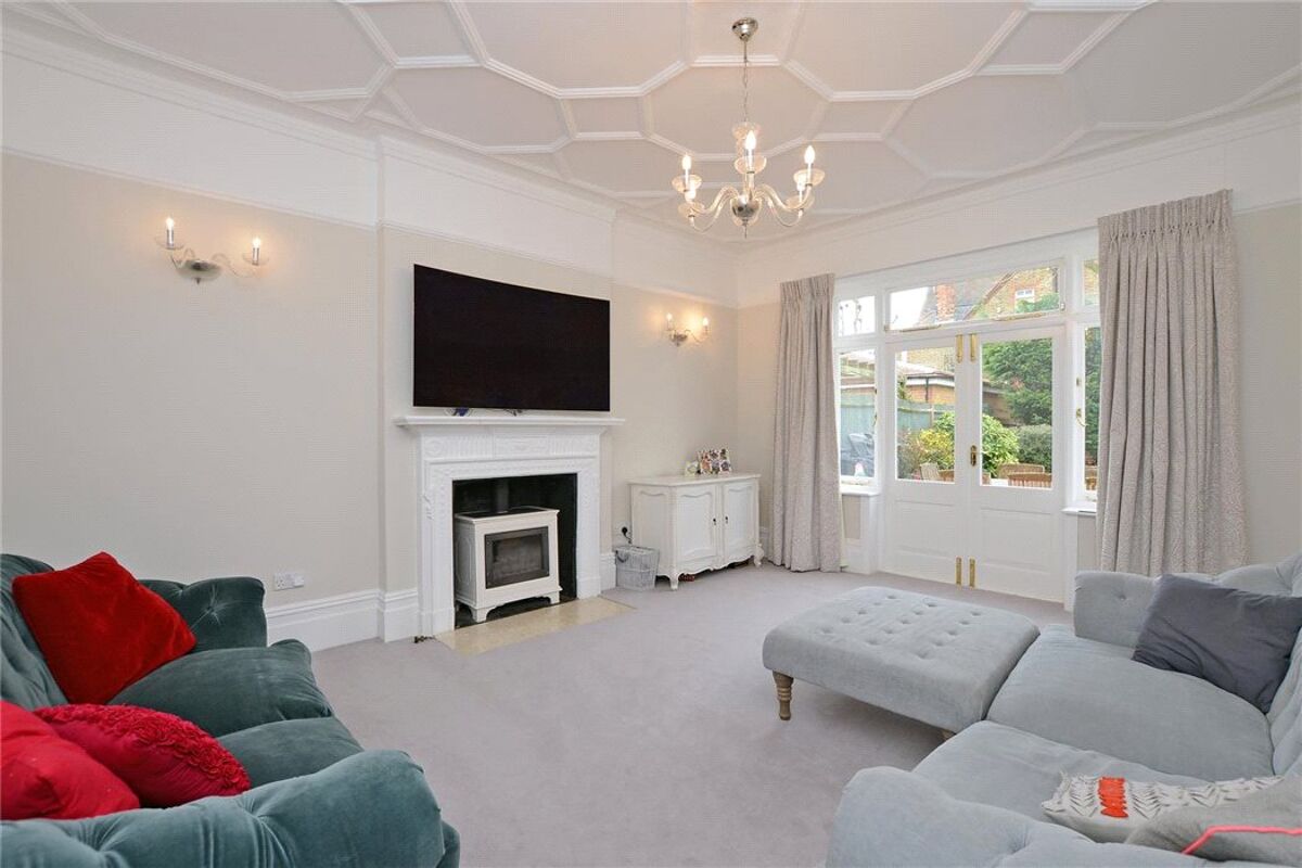 house for sale in Victoria Avenue, Surbiton, KT6 ESH170121 Knight Frank