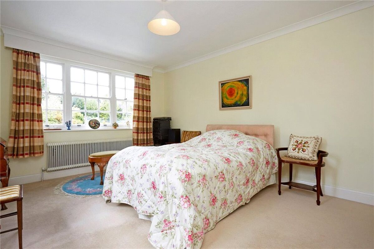 house for sale in Esher Park Avenue, Esher, Surrey, KT10 ESH170140