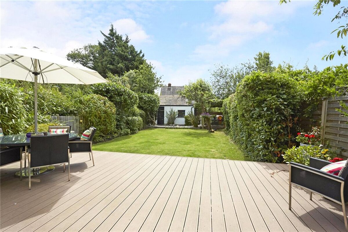 house for sale in Weston Avenue, Thames Ditton, Surrey, KT7 ESH170187