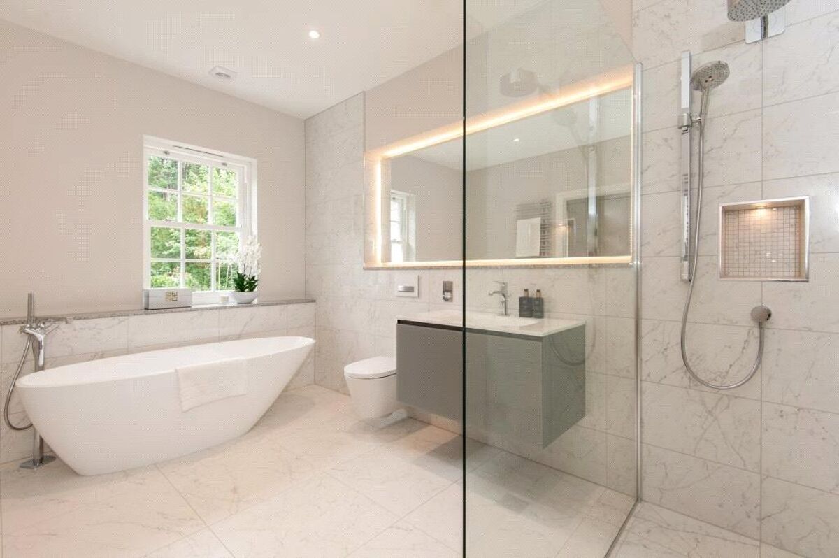 house for sale in Grays Lane, Ashtead, Surrey, KT21 ESH170247