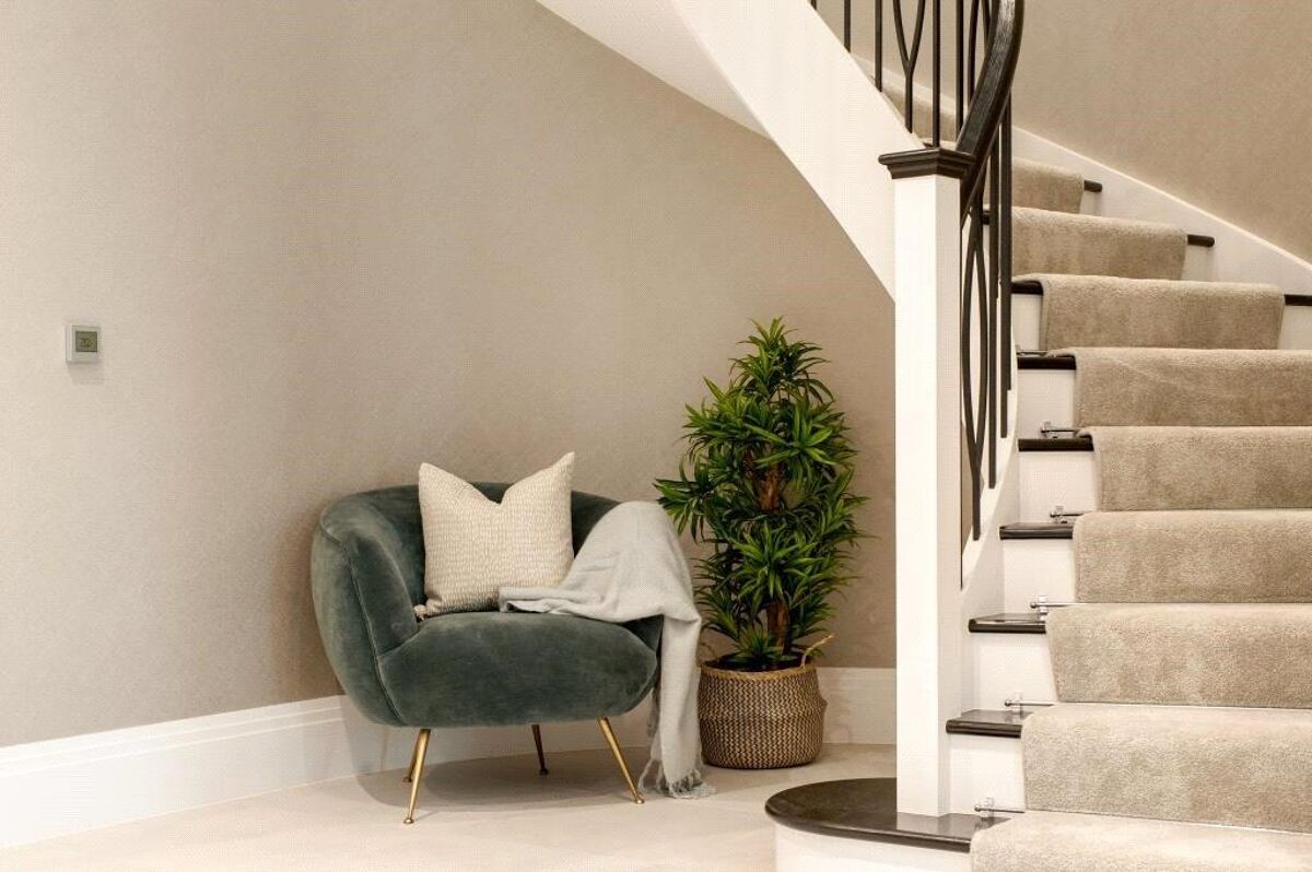 house for sale in Grays Lane, Ashtead, Surrey, KT21 ESH170247