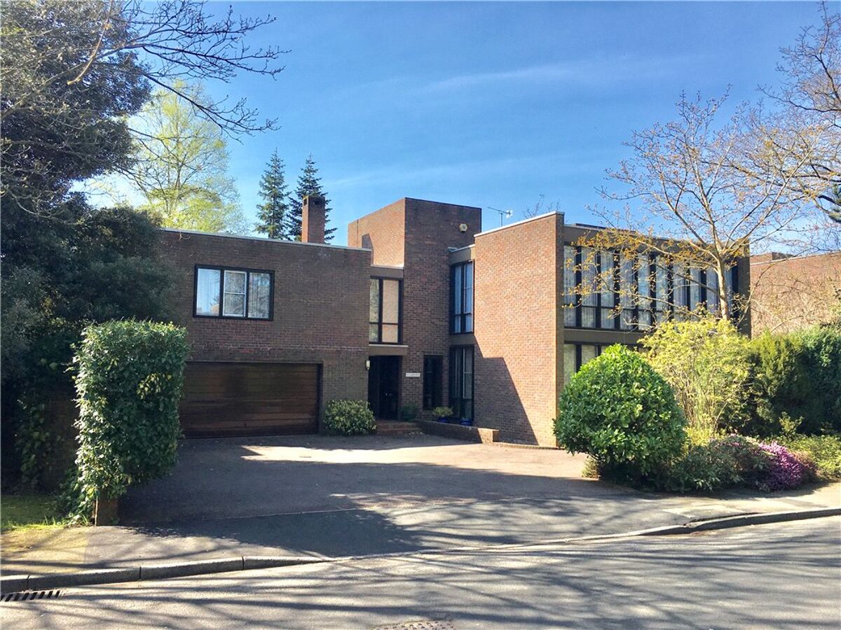 house for sale in Lakeside Drive, Esher, Surrey, KT10 ESH180044