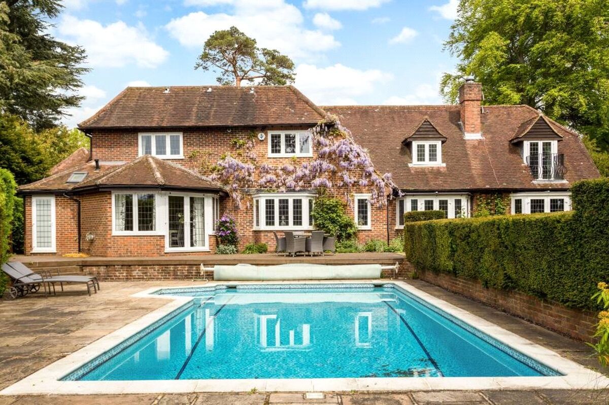 house for sale in Tyrrells Wood, Leatherhead, Surrey, KT22 ESH180140