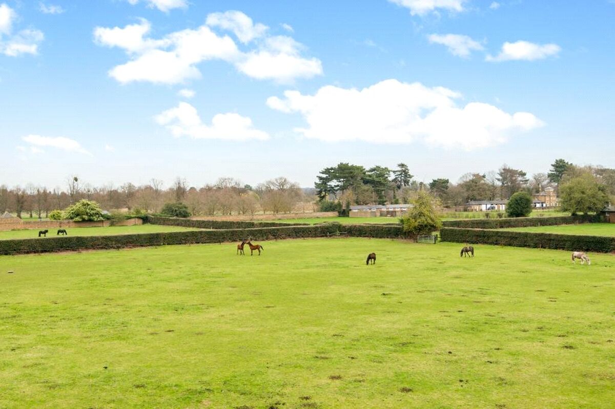 Property for sale Hampton Court Road, East Molesey, Surrey, KT8