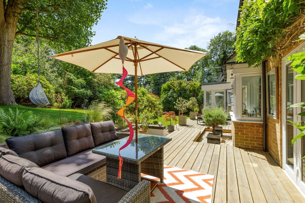 house for sale in Berkeley Gardens, Claygate, Esher, Surrey, KT10
