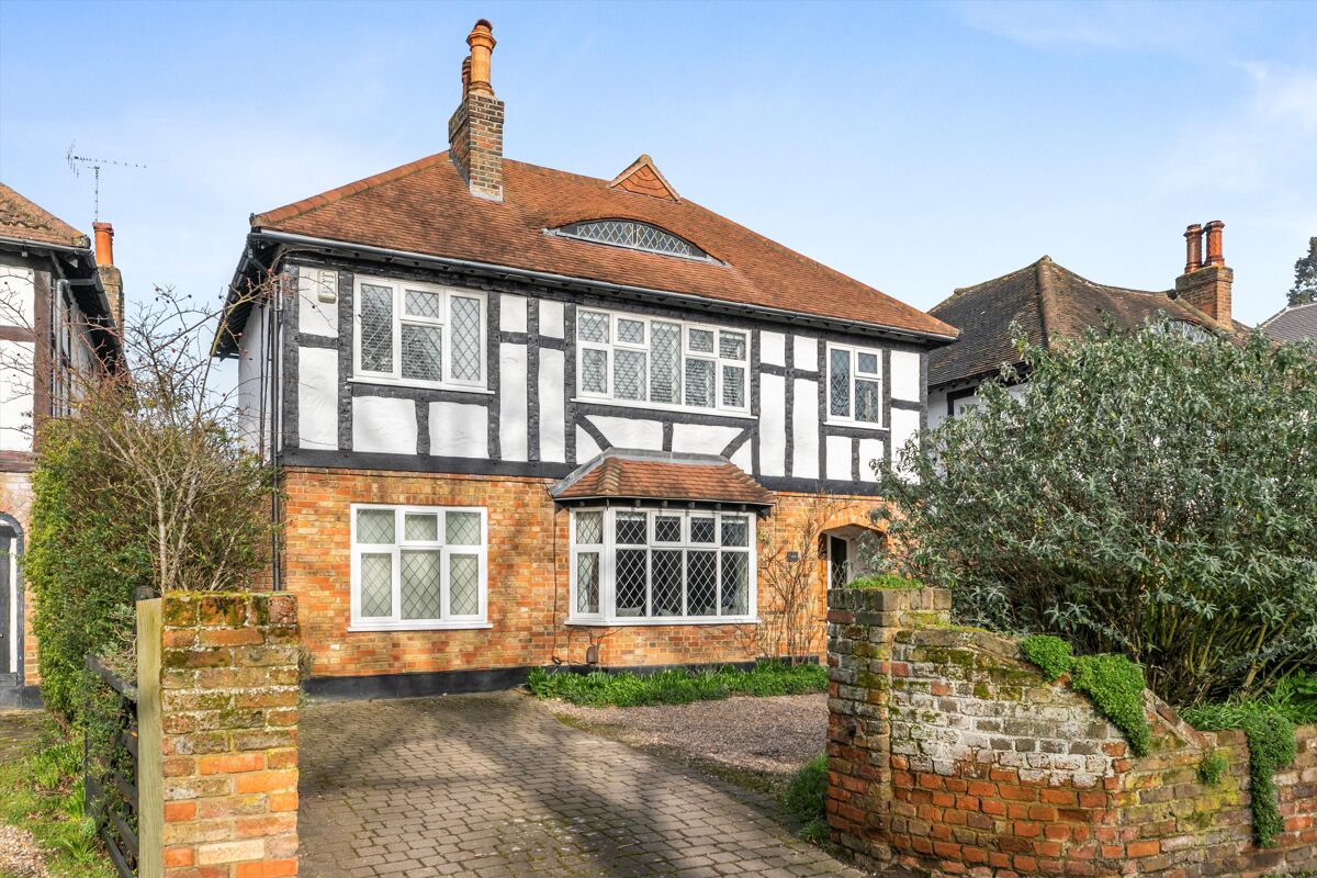 house for sale in Lower Green Road, Esher, Surrey, KT10 ESH190192 Knight Frank