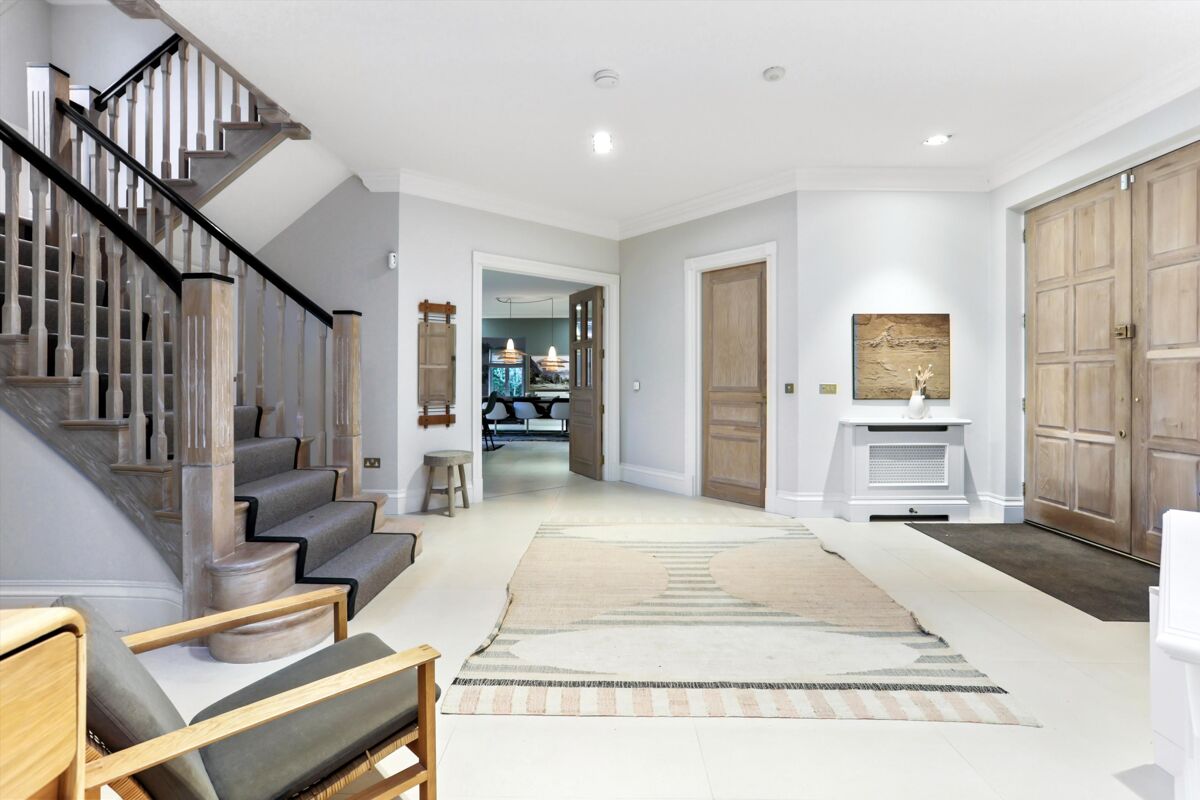 house to rent in Montrose Gardens, Oxshott, Leatherhead, Surrey, KT22