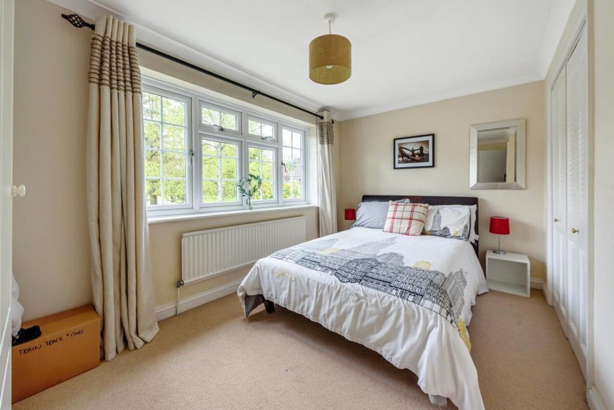 house to rent in Brackenhill, Sandy Lane, Cobham, Surrey, KT11