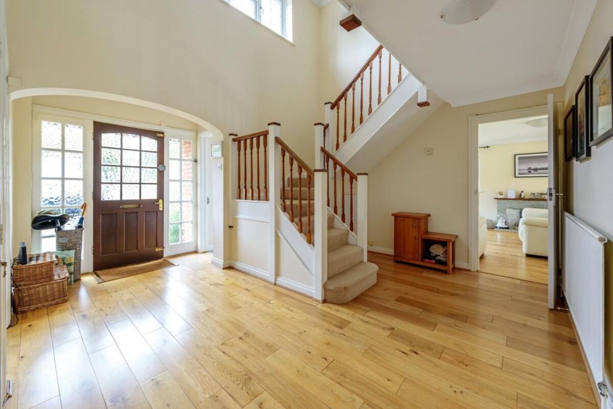 house to rent in Brackenhill, Sandy Lane, Cobham, Surrey, KT11