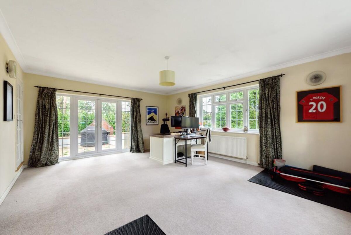 house to rent in Brackenhill, Sandy Lane, Cobham, Surrey, KT11