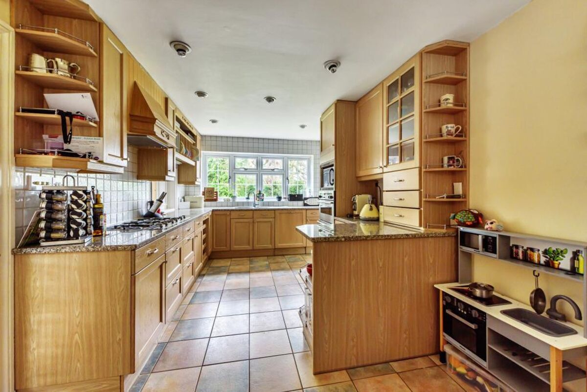 house to rent in Brackenhill, Sandy Lane, Cobham, Surrey, KT11