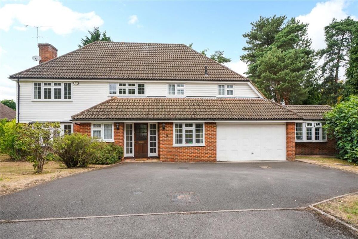 house to rent in Brackenhill, Sandy Lane, Cobham, Surrey, KT11