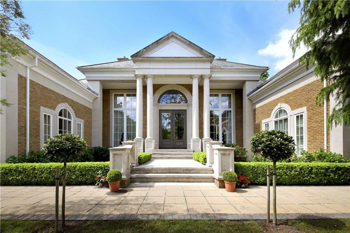 house to rent in Rodona Road, St Hill, Weybridge, Surrey, KT13