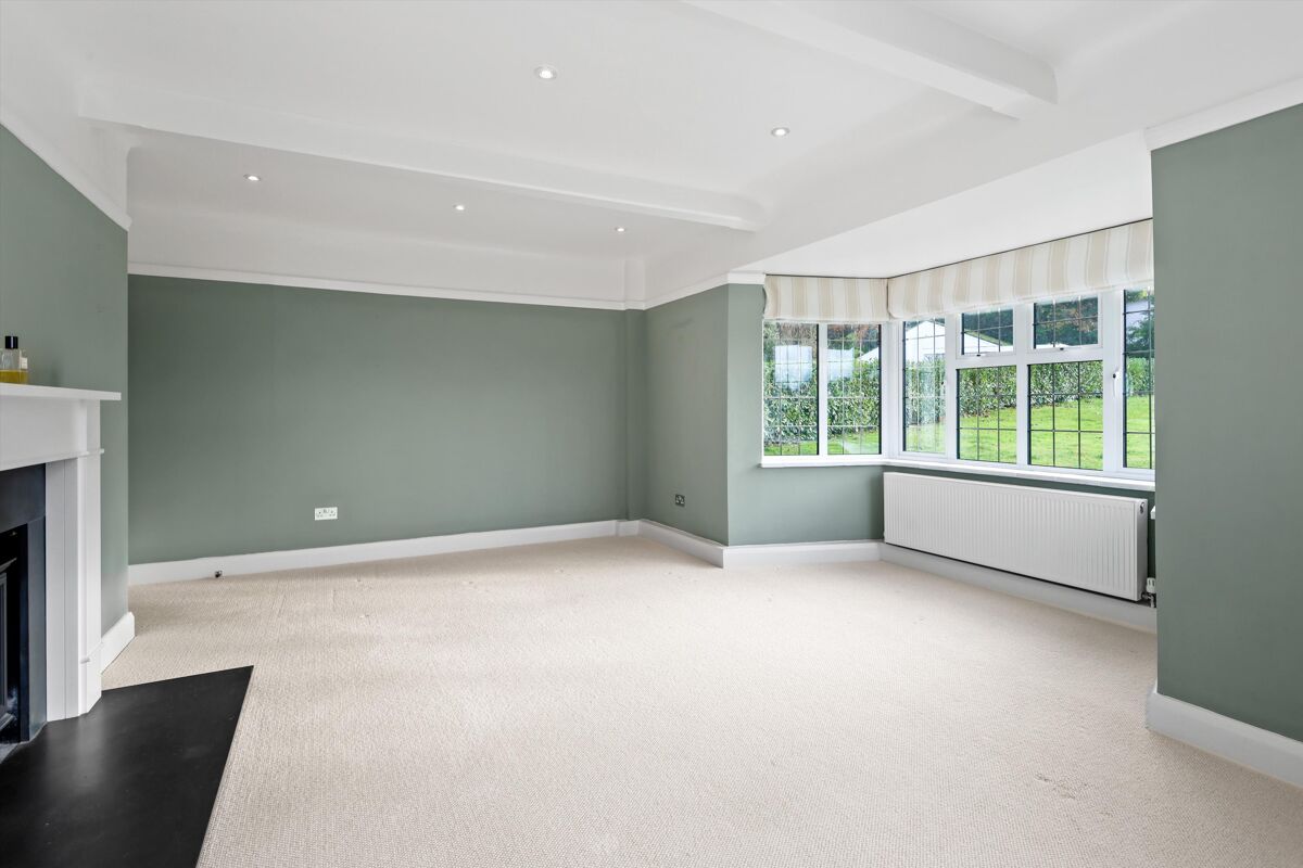 house to rent in Beech Avenue, Effingham, Surrey, kt24, KT24