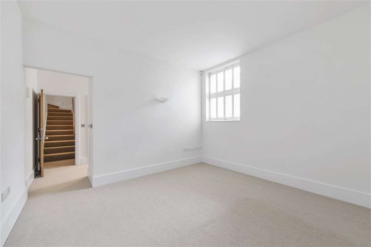 house to rent in The West Wing, Cobham Park, Cobham, Surrey, KT11 ESQ012372399 Knight Frank