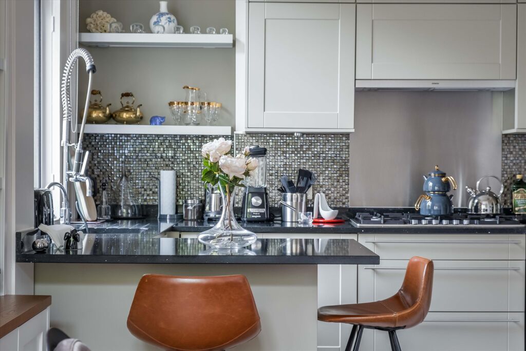 Image of Albury Park Mansion, Albury Park, Albury, Guildford, GU5