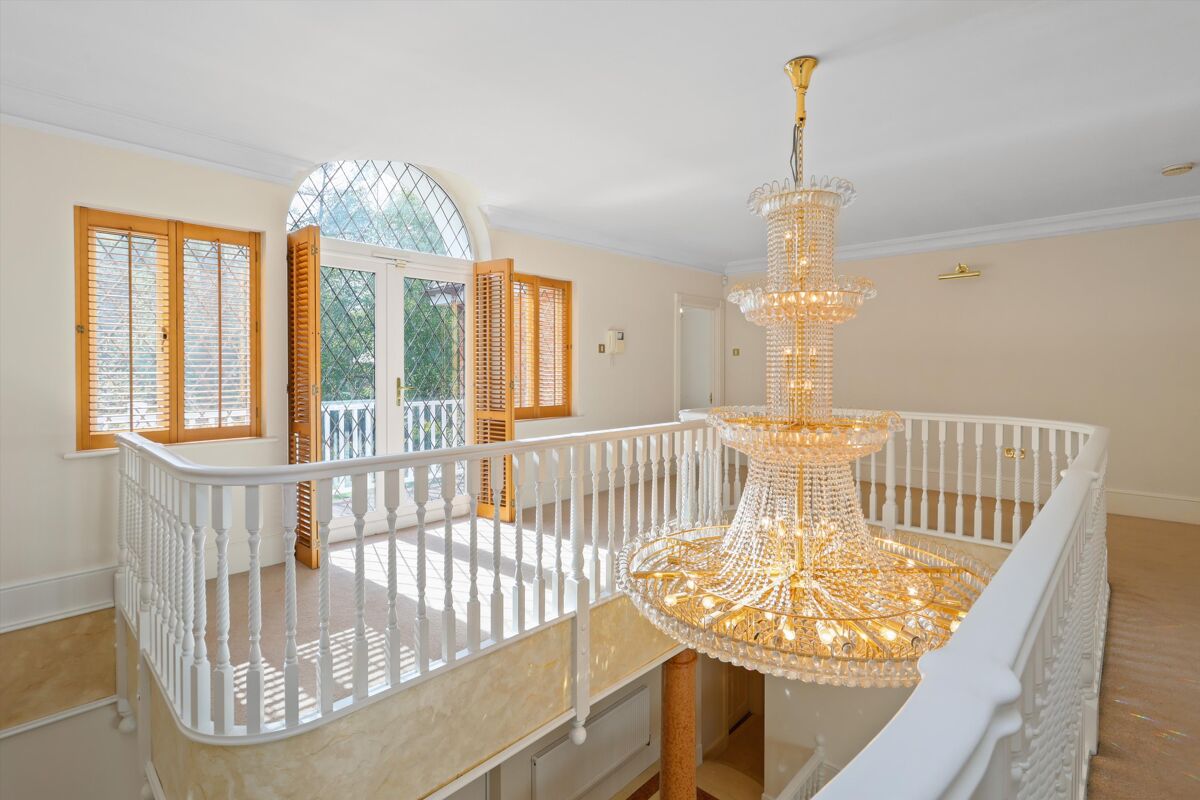 house to rent in Kings Warren, Crown Estate, Oxshott, Surrey, KT22