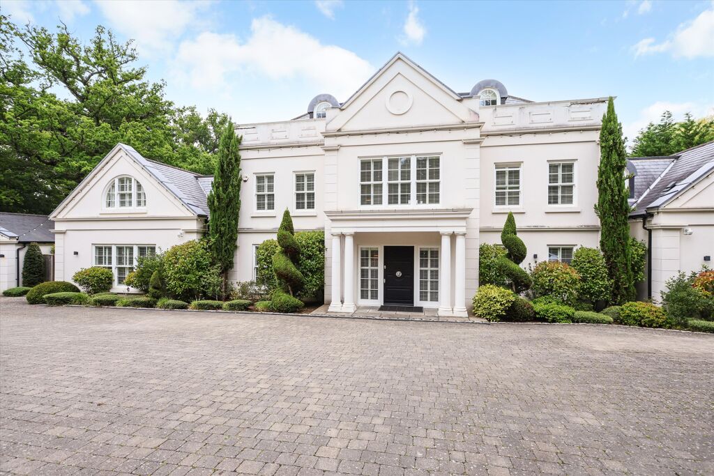 Image of Percival Close, Oxshott, Surrey, KT22