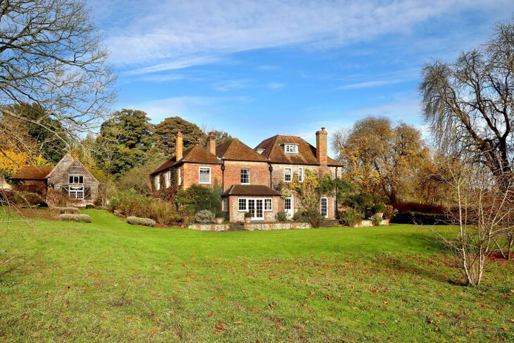 Picture of Howe Farmhouse, Hambleden, Henley-on-Thames, Oxfordshire, RG9