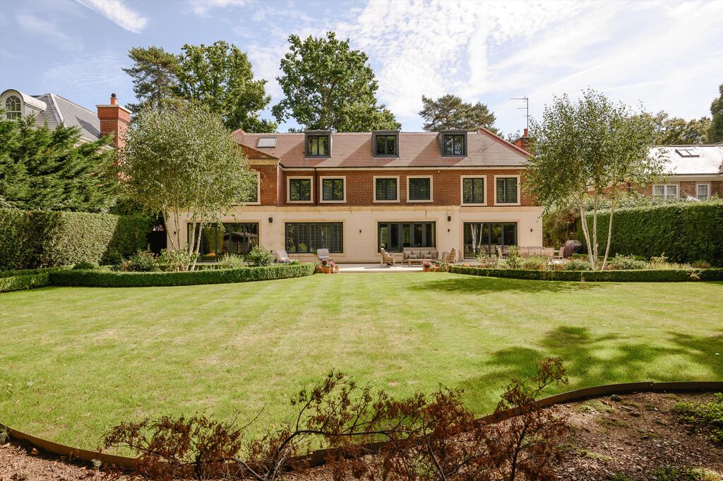 Image of Fairbourne, Cobham, Surrey, KT11