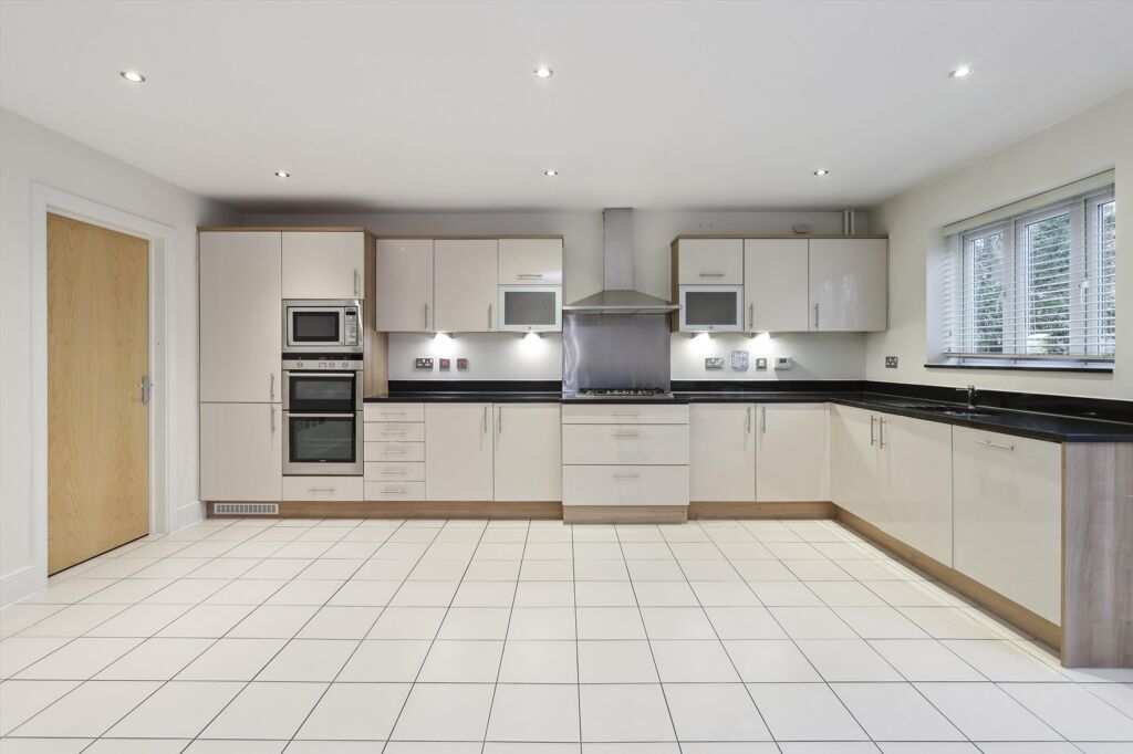 Image of Goodacre Close, Weybridge, Surrey, KT13