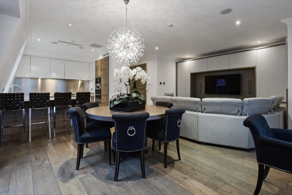 Image of Leopold Court, Princess Square, Esher, Surrey, KT10