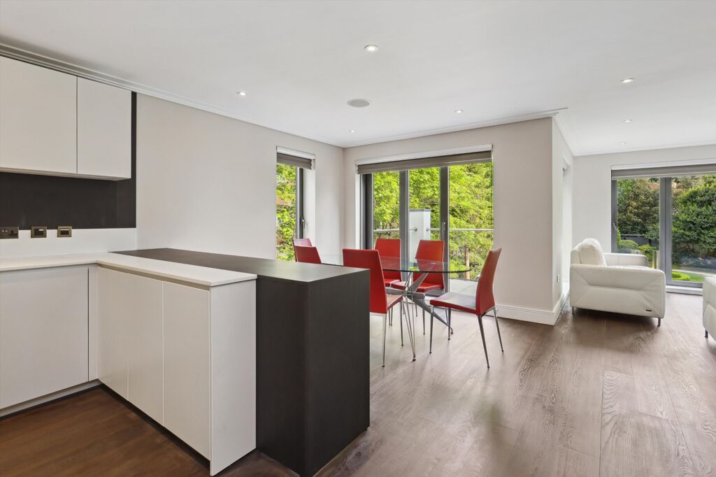 Image of Esher Heights, Portsmouth Road, Esher, Surrey, KT10