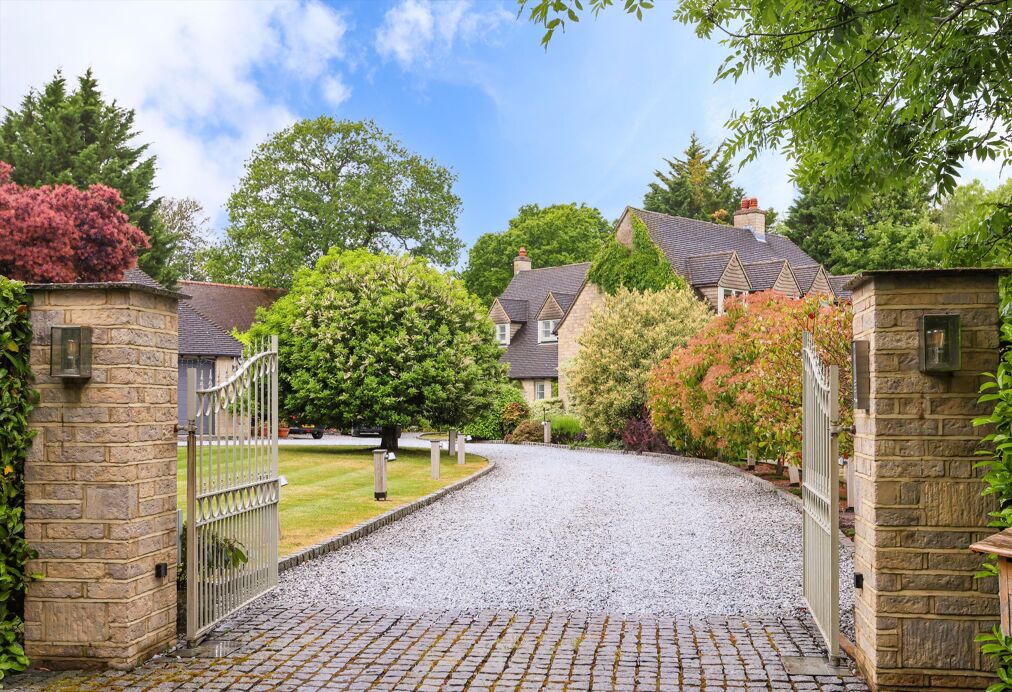 Image of The Warren, Ashtead, Surrey, KT21