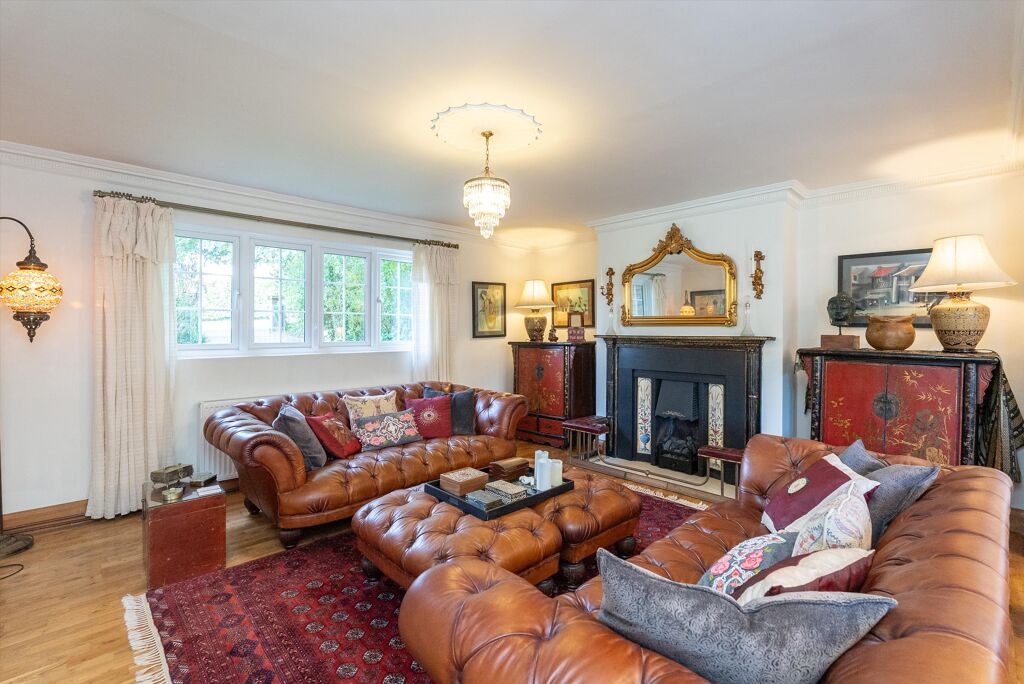 Image of The Ridgeway, Fetcham, Leatherhead, Surrey, KT22