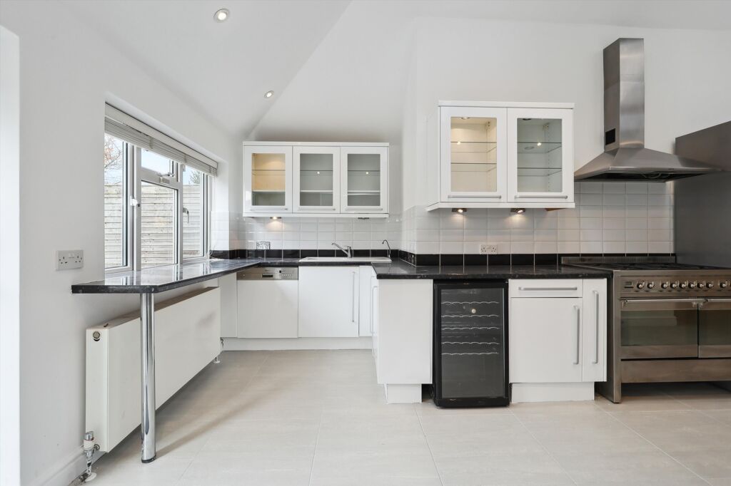 Image of Manor Road South, Esher, Surrey, KT10