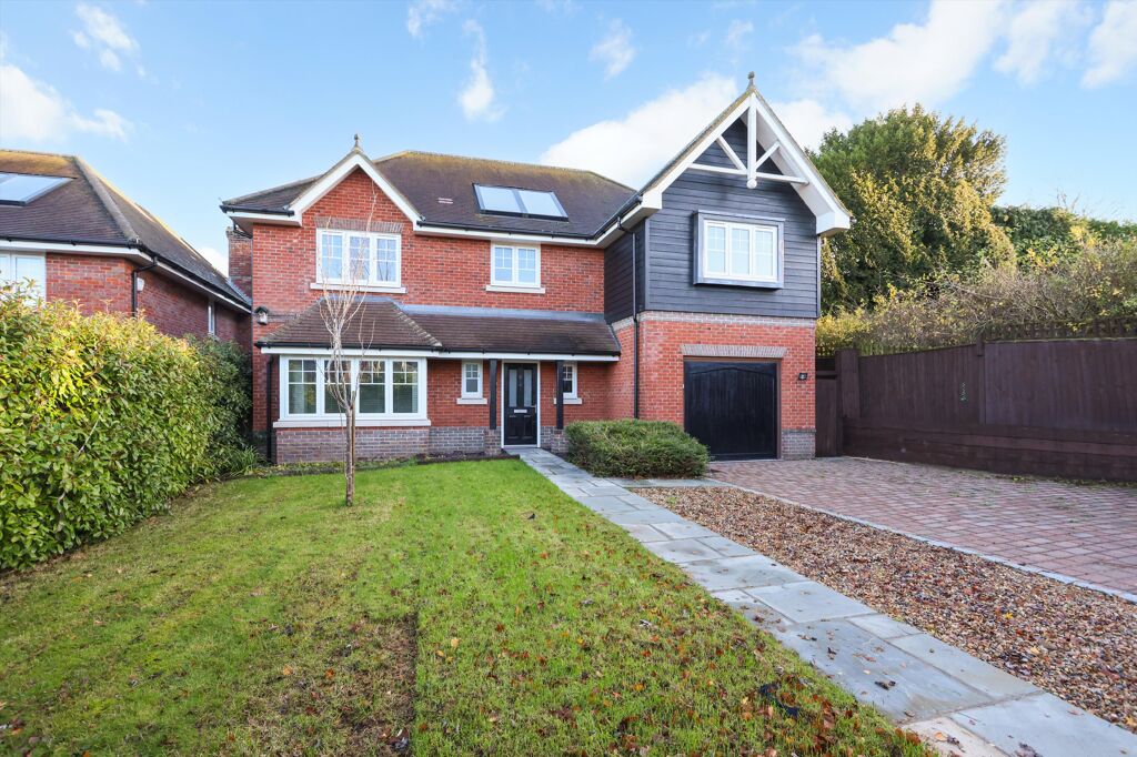 Image of Beech Tree Close, Bookham, Leatherhead, Surrey, KT23