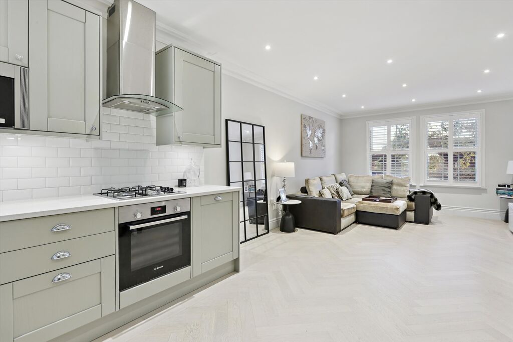 Image of Thames Street, Weybridge, Surrey, KT13