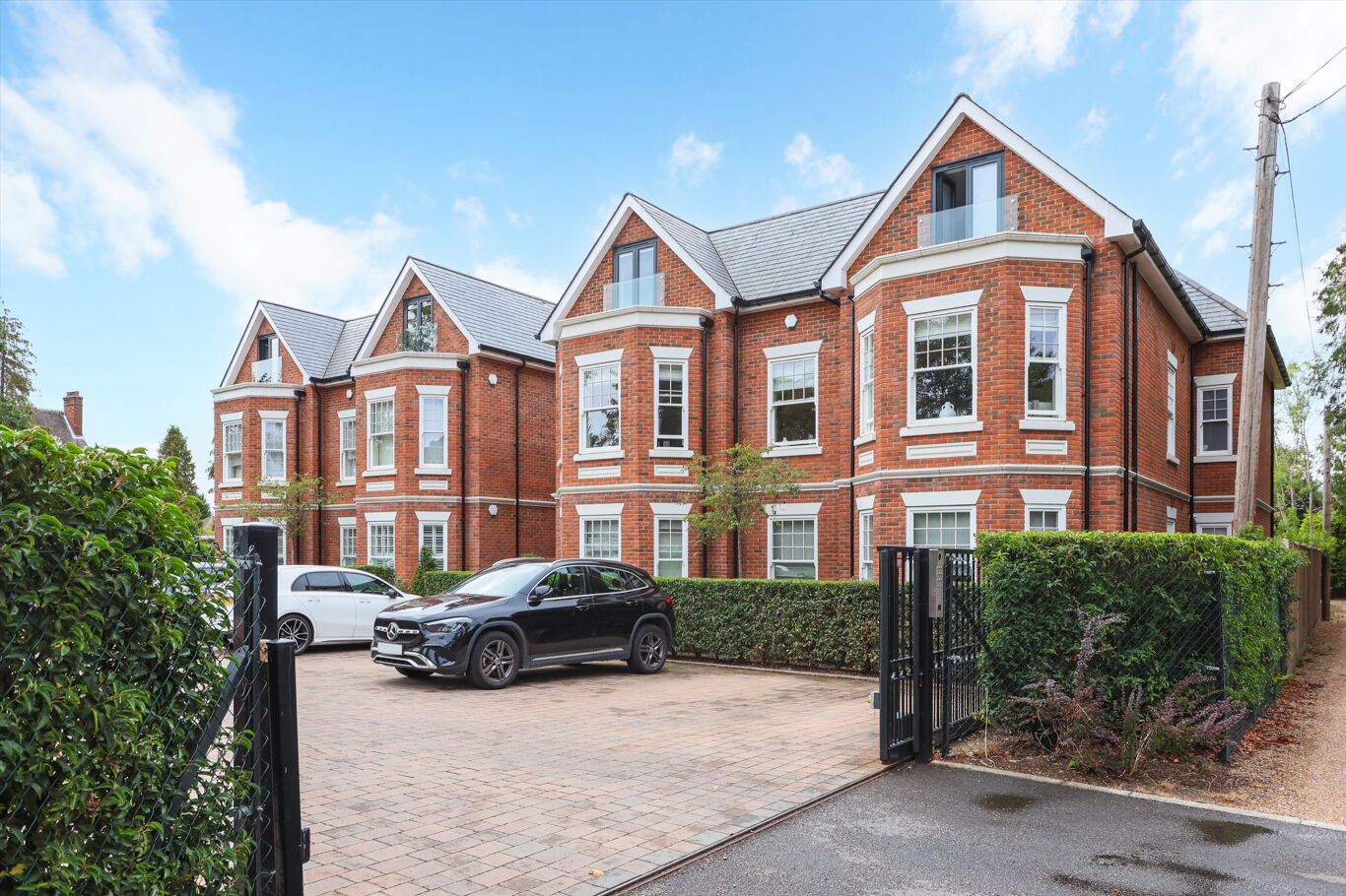 Image of Stoke Road, Cobham, Surrey KT11