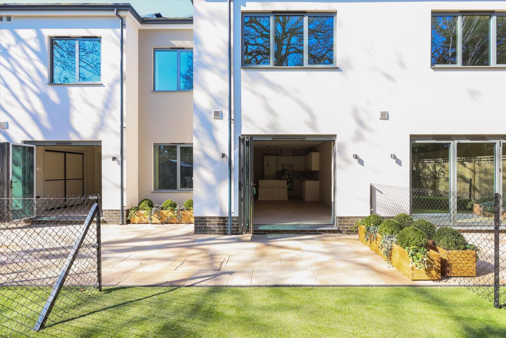 Image of Copsem Lane, Esher, Surrey KT10
